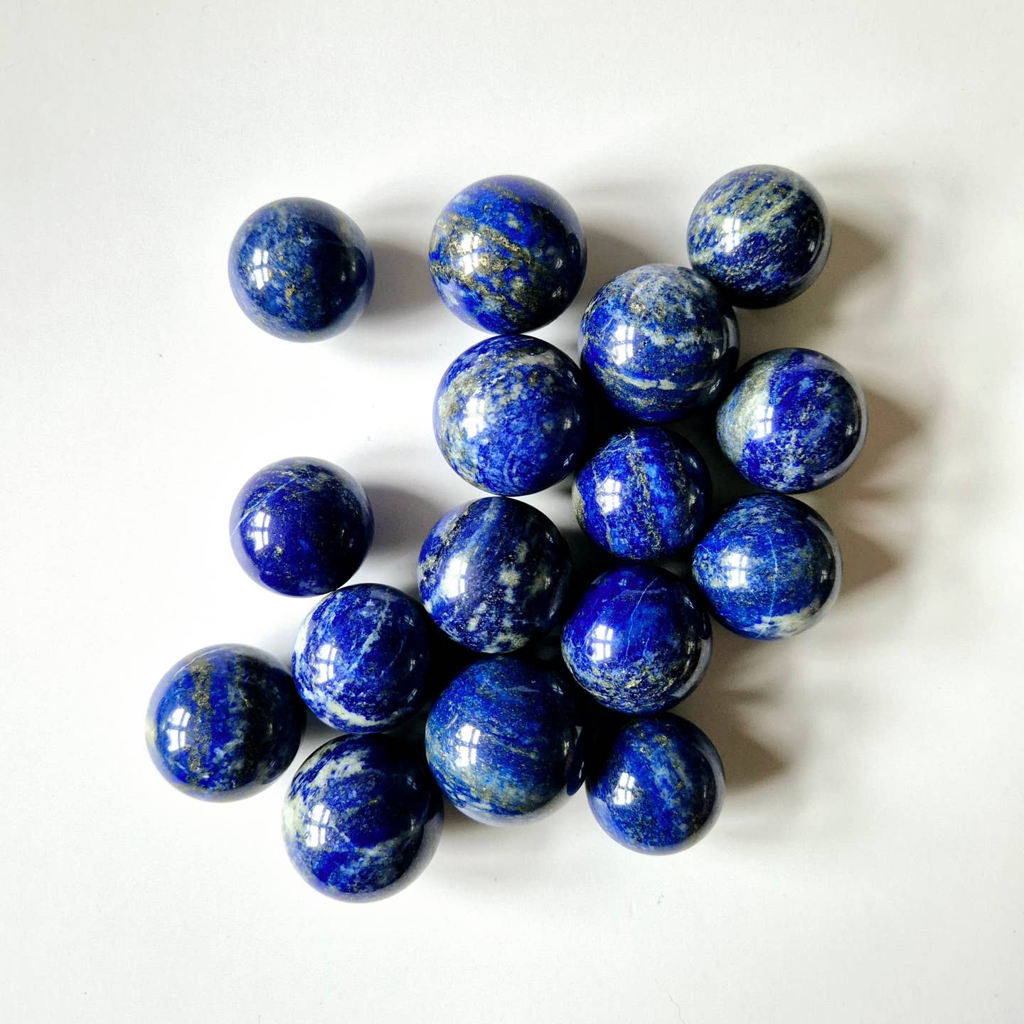 Lapis Lazuli Sphere 4–5 cm – Spirituele Edelsteen voor Diepe Verbinding & Inzicht